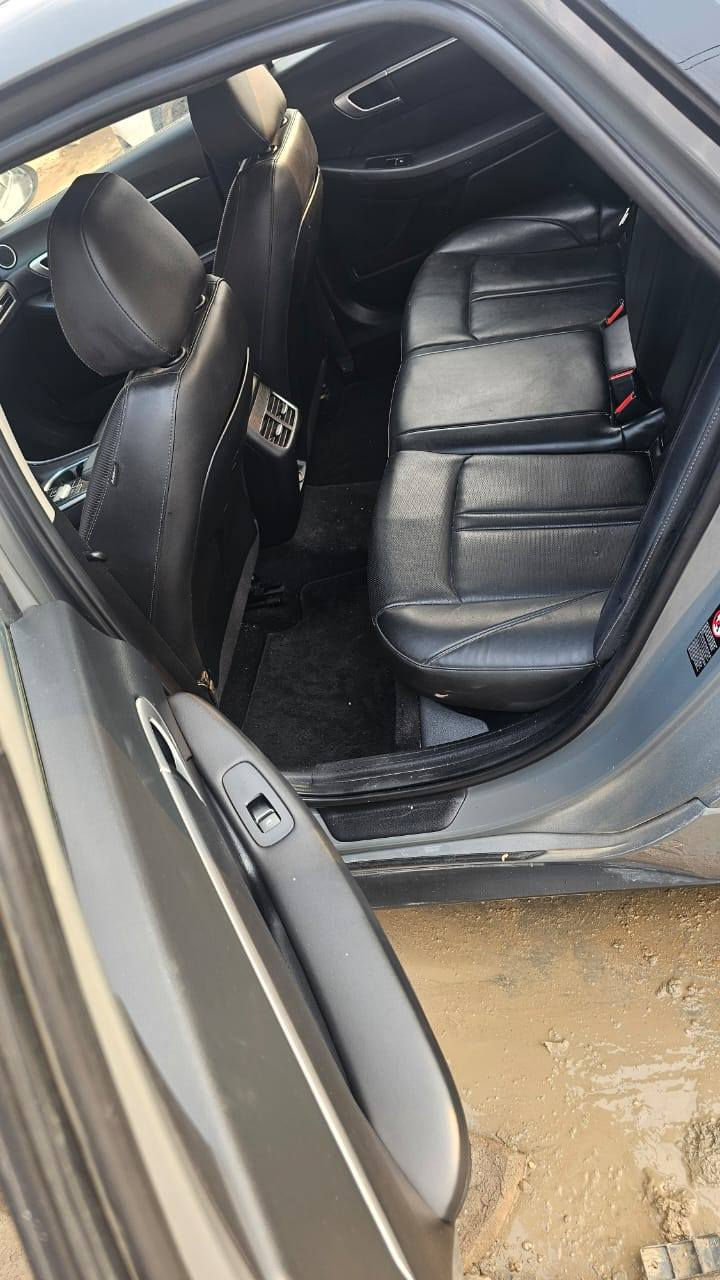 السلام عليكم
سوناتا كوري غاز اصل 2022 للبيع فقط 
كفاله عامه السيارة لون سمنتي
مواصفات فول عدة البانوراما 
بصمه تشغيل 
بصمه بيبان 
رادار امامي
رادار خلفي 
تعديل مسار 
مانع انزلاق 
كامرة خلفية 
شاشة كبيرة
نقاط عمياء 
وباقي المواصفات
السيارة ماشية 28 الف 
السعر 190 وبيها مجال قليل 
عنوان السيارة الديوانية 
للأستفسار 
***********
***********
