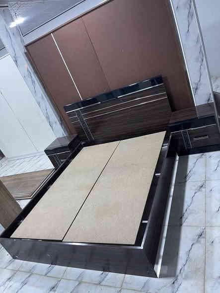 موقعنا الجديد حي البكر فرع نادي نينوى الثقافي.. غرفة ماركة شركة بالون شرط غرفة درجة اولى شرط اي كسر مابيها مجرد جلخات بسيطة كلشي ماتأثر السعر مع التركيب ٤٢٥الف الغرفة ٥ قطع النقل على المشتري... هذا رقمنا للتواصل *********** تتوفر عدنا اكثر من فصال سلايت وكلهم نظافة ٩٥٪
