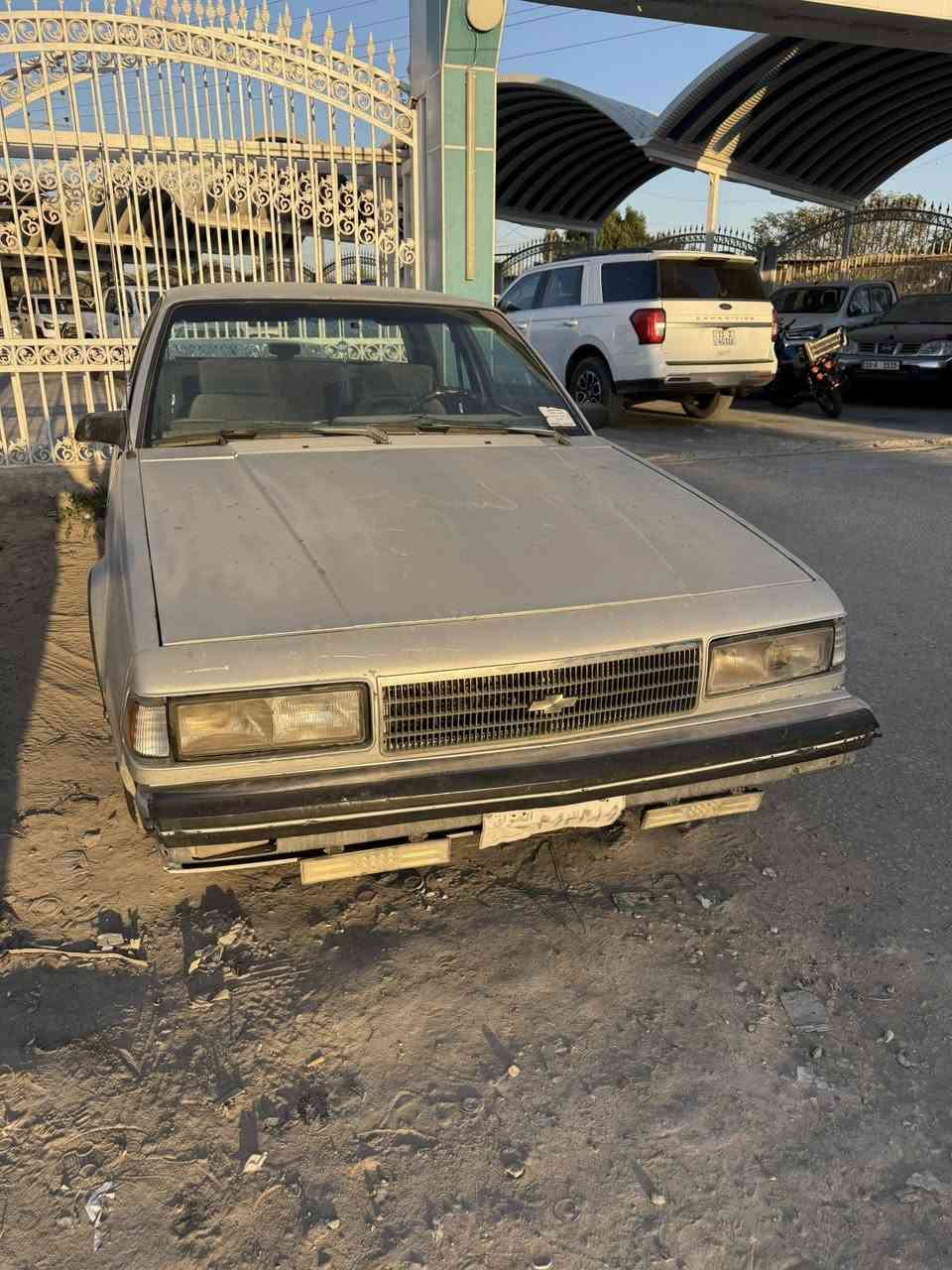 سلبرتي  1989 للبيع رقم بغداد صدامي 
مكينه كهربائيات كير كله شغال باسم شركه 
***********
بابل المسيب
