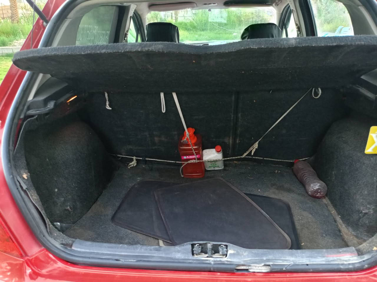 بيجو فرنسي 307بغداد رقم جديد مكينه جديده استوني بدلتها كير حداديه كامله السعر 50اوبيها مجال رقمي *********** مكاني كربلاء
