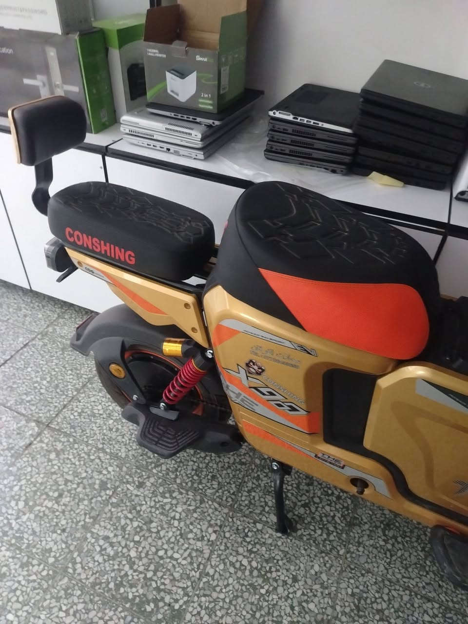 دراجة شحن جديده استخدام اقل من اسبواع غير متواجد على الفيس الاتصال على الرقم ***********
  بيع مستعجل
