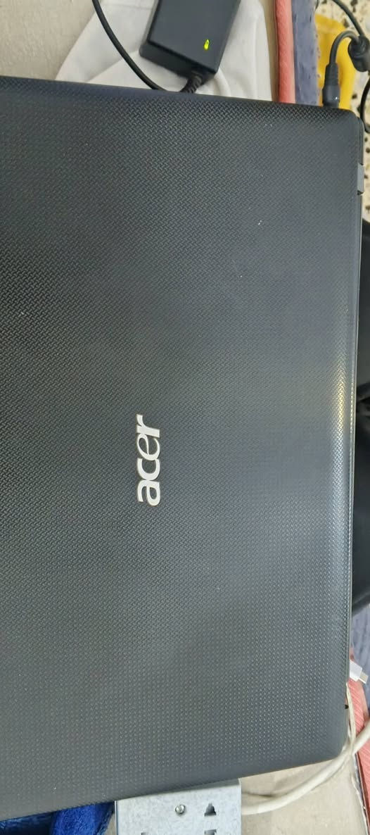 السلام عليكم ورحمة لابتوب للبيع ماعرف شسمه قيم وخذه مكاني بغداد المشتل ماعندي توصيل***********
