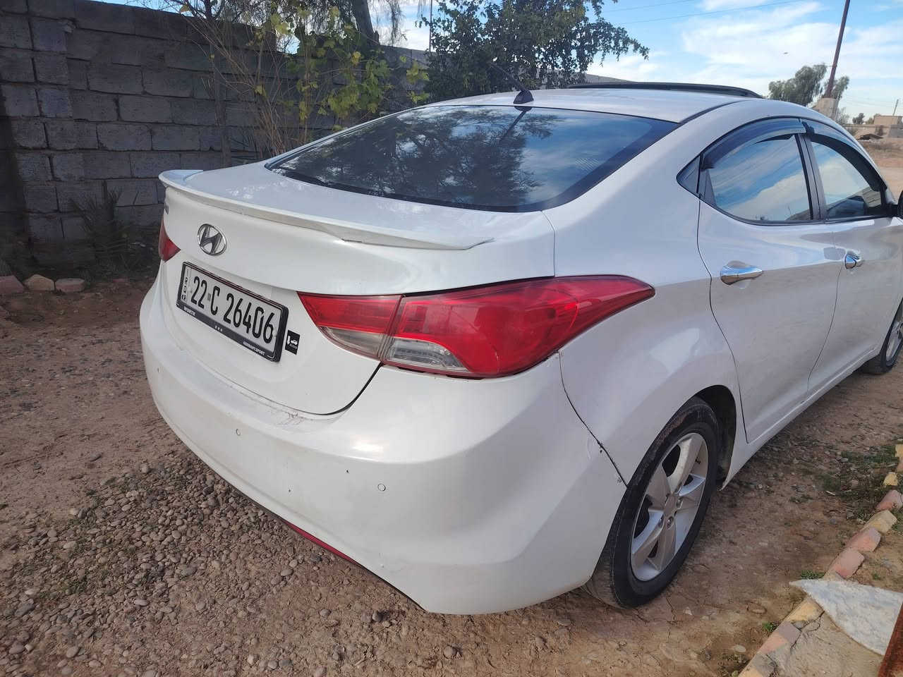 إعادة النشر بسبب الوعود الكاذبه
النترا ٢٠١٢ ابيض فول محرك١٨ رقم اربيل دولي شرط تحويل بيها قطعتين بونيد وجاملغ امامي السعر اتصل وتدلل ***********
