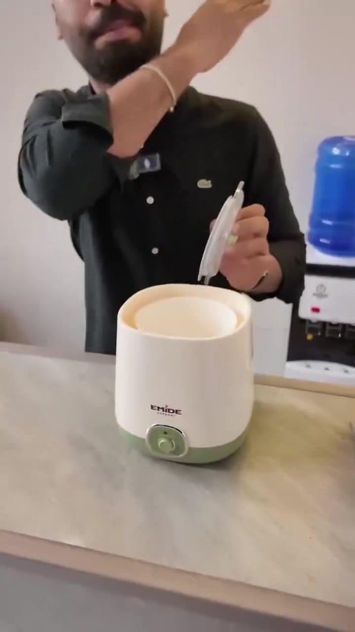 🐄🥛 زبادي صحي بلمسة زر!
حضّر الزبادي بسهولة خلال ساعات ⏱️
زر تشغيل بلمسة واحدة لراحة أكثر 👆
سعة مثالية وتصميم أنيق يناسب مطبخك ✨
تحكم بالطعم والقوام حسب رغبتك 😋

صحة وطعم لذيذ كل يوم! 💪
 
السعر 25 ألف والتوصيل مجاني


**إذا كنت صاحب هذا الإعلان وتريد حذفه لأي سبب، رجاءا أرسل رسالة إلى الدعم الفني**