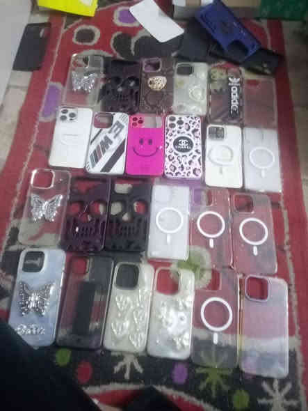 عندي ذن الكفرات جدد بيهن 25 30 كفر تقريباً قيمهن وخذهن مكاني بغداد الحبيبيه ***********
