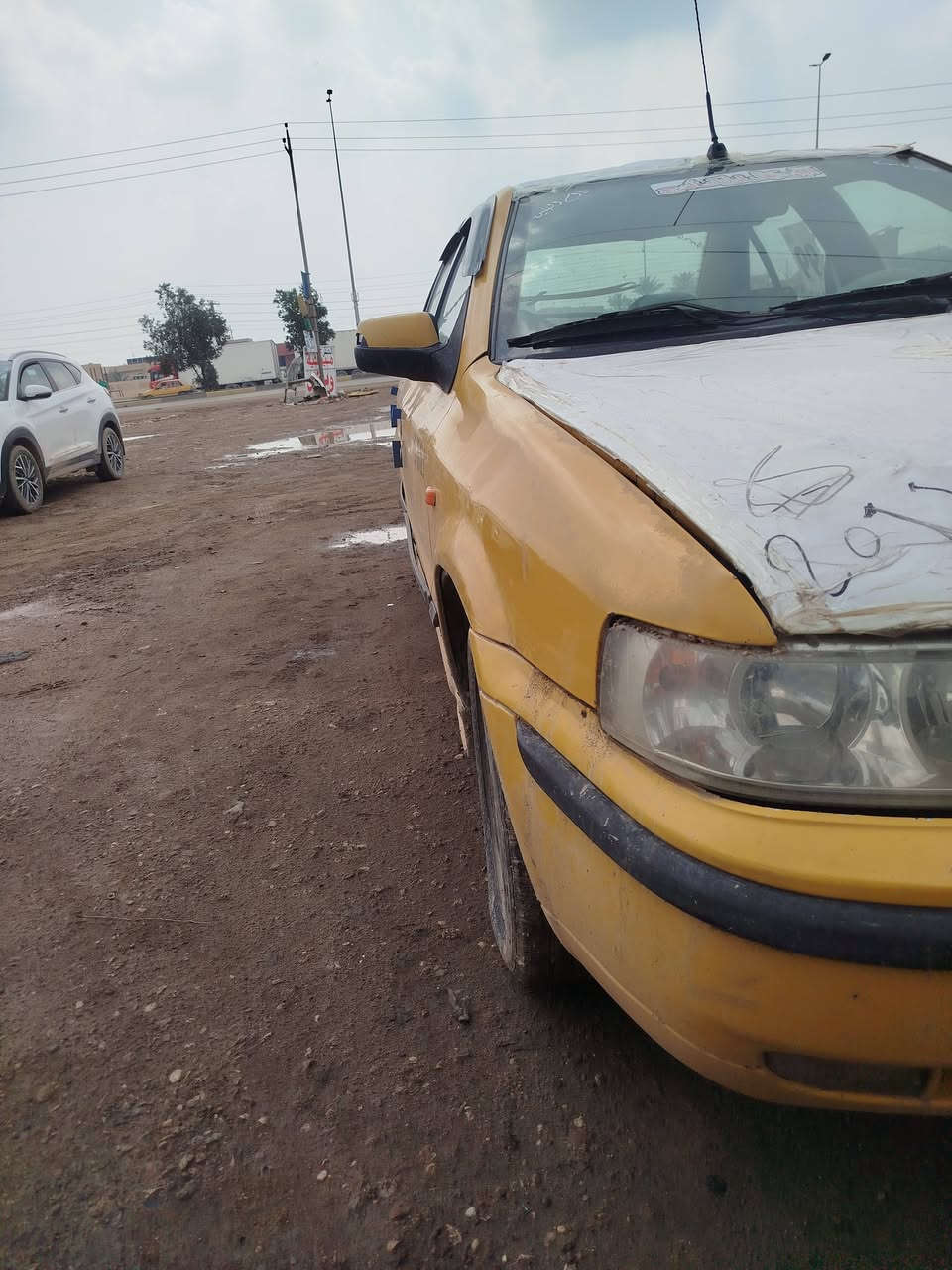 سمند ٢٠١١ كير مكينه خير من الله لا تنقيص ولا تبخير 
السياره مال واحد ع باب الله او عله كد افلوسك 
تخم تاير صدر كله جديد سياره رايده 15 اوبيه مجال 
مكان العزيزيه ***********
