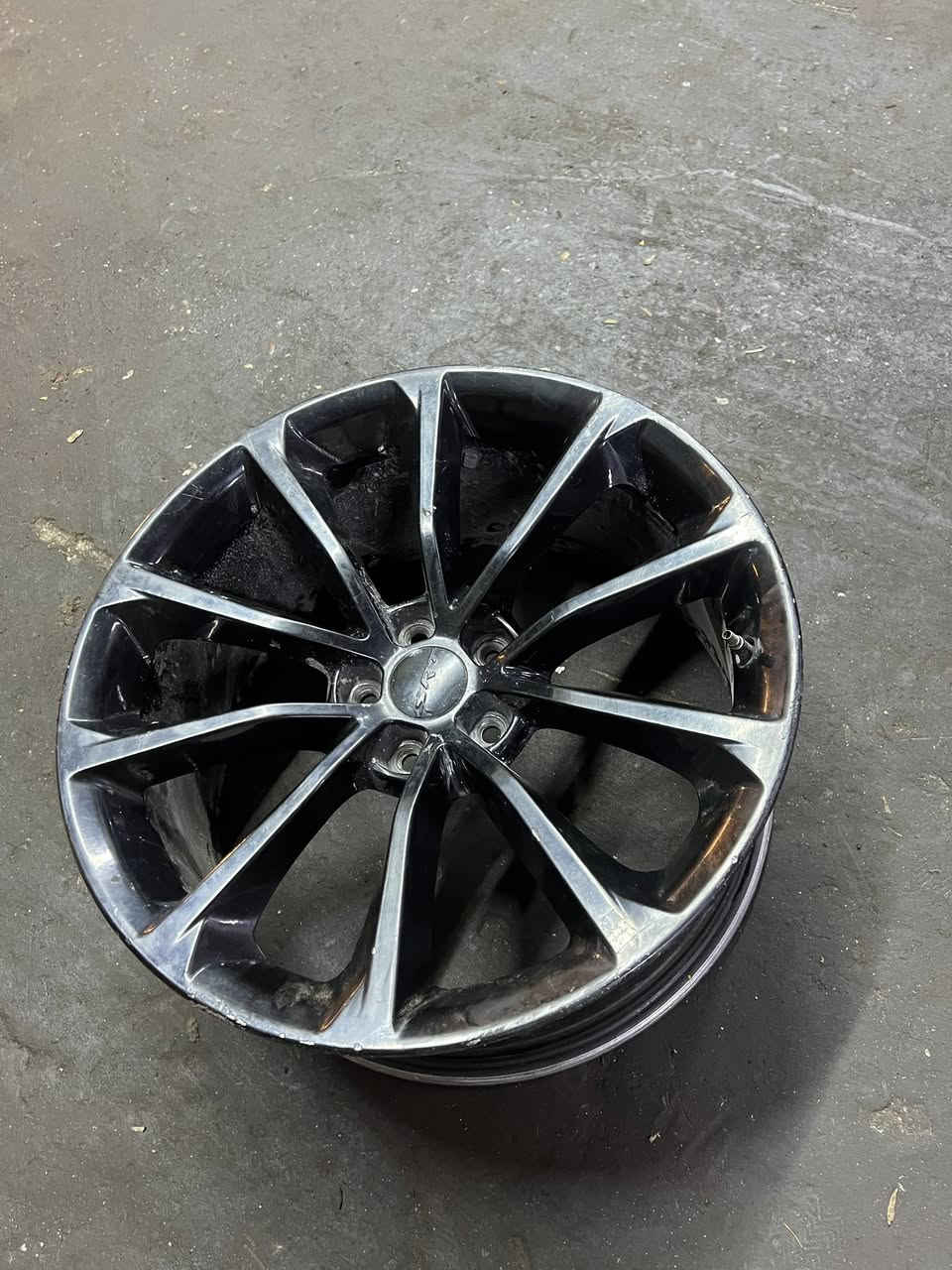 السلام عليكم تخم ويل اوباما srt مراوس بويلد او بيع الويل مابي اي فطر وكلش تجنن كعدته عالاوباما ***********
