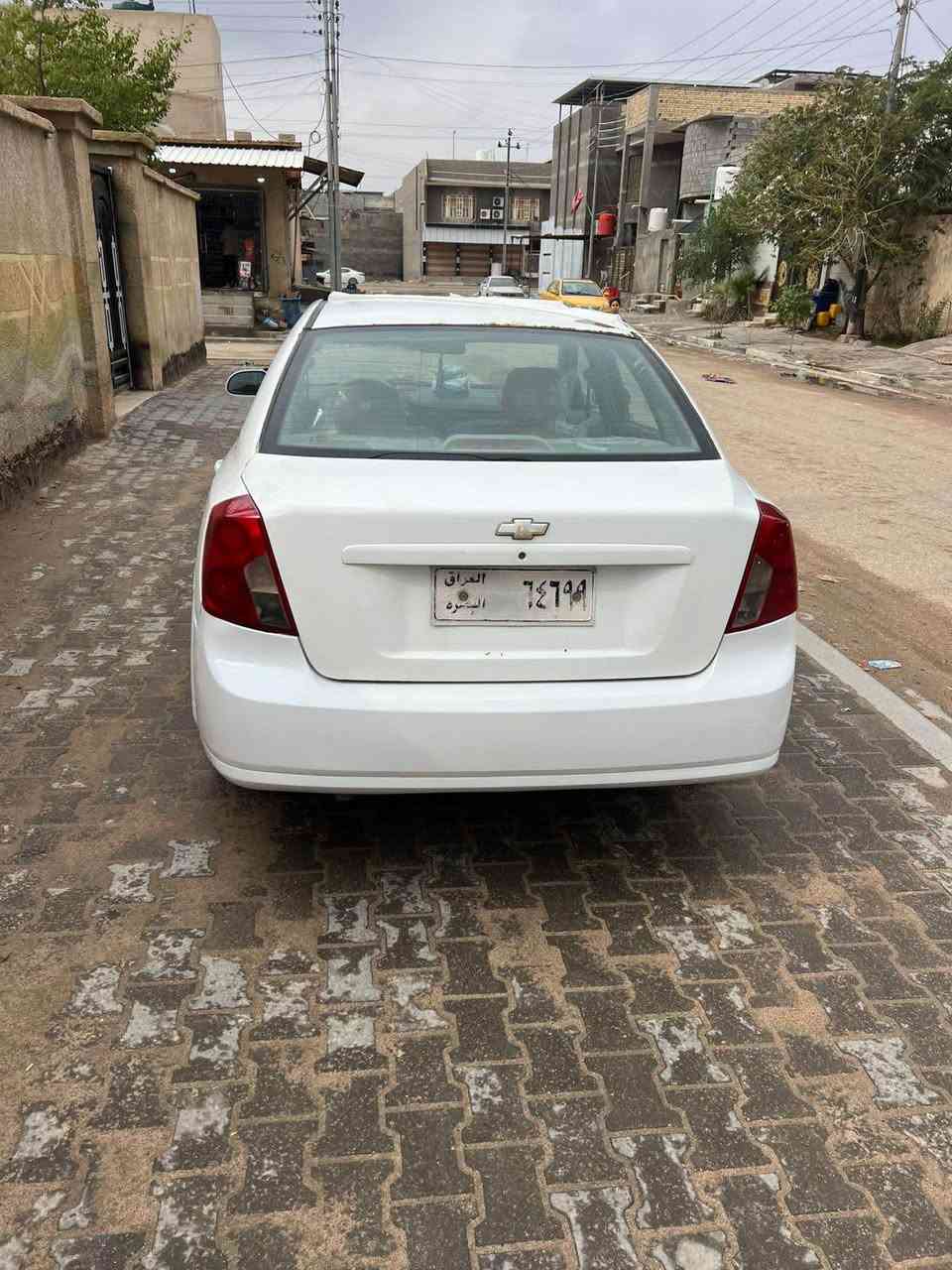 اوبترا 2011
كير محرك كفالة
دوشمه جديده كهربائيات شغالة 
سياره جاهزه ونضيفة 
بيها جاملغ مبدل وباب مصلح 
سيارة بيت مامتعوبه  السعر 60 ورقة
سنوية منتهية وبيها غرامات يطيحن من السعر 
رقم الهاتف /*********** شط العرب, البصرة
