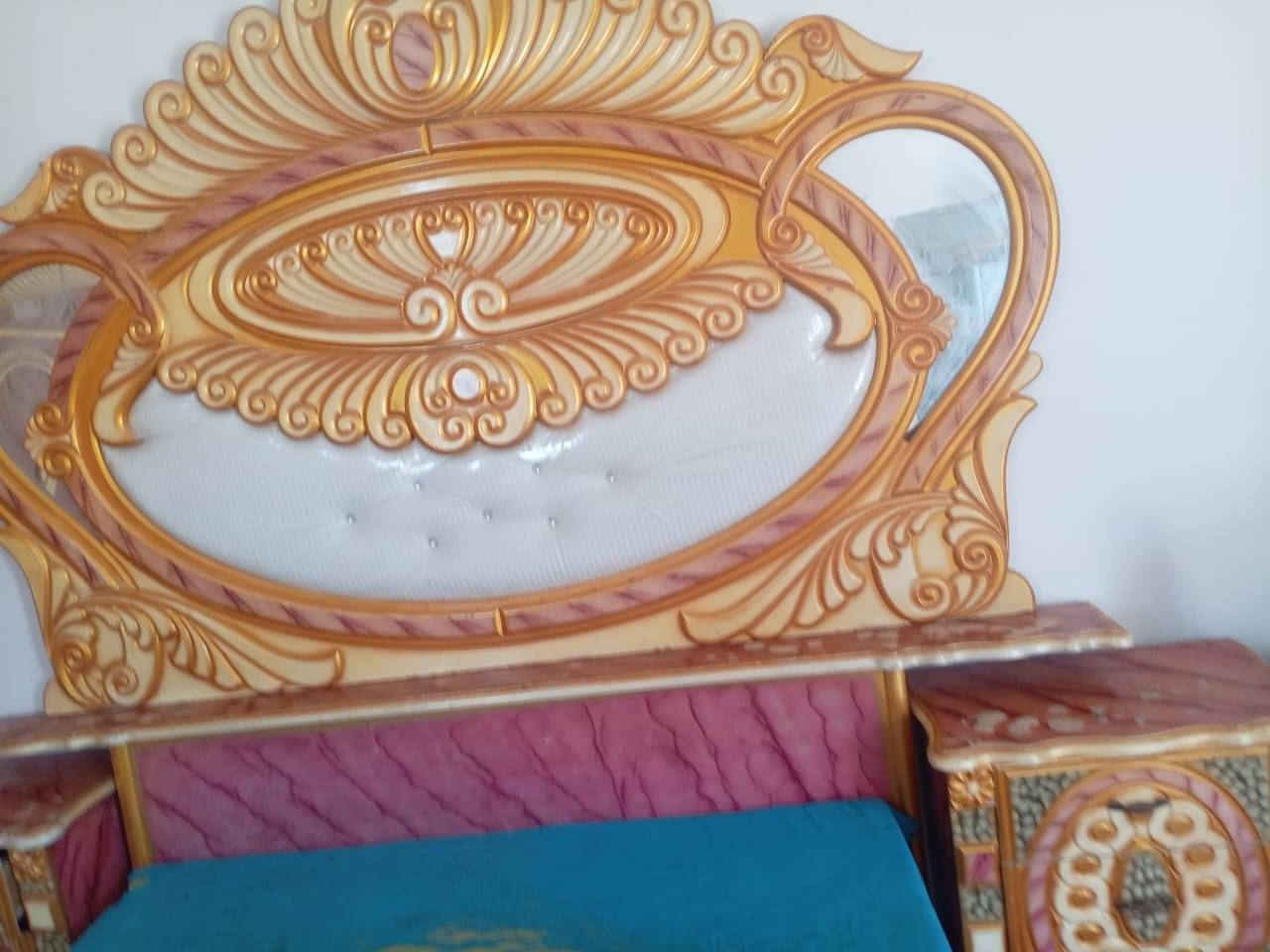 سعر ٤٥٠  وبيه مجال


**إذا كنت صاحب هذا الإعلان وتريد حذفه لأي سبب، رجاءا أرسل رسالة إلى الدعم الفني**