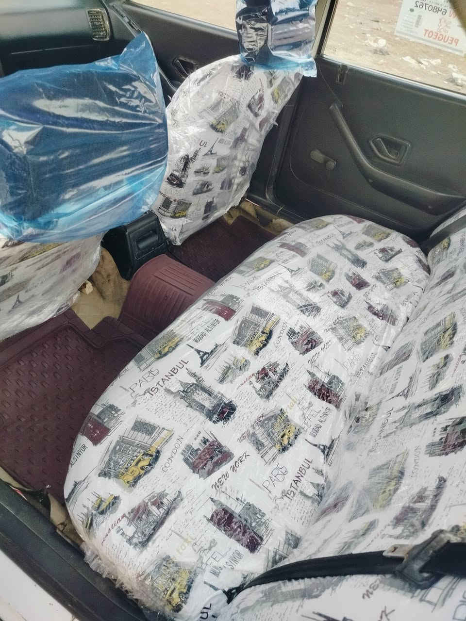 يالله سلام عليكم بيجو موديل 2010
مكينه وكير كورلا كفاله اوتماتيك 

حداديه جديده توني مشتغلها 

طخم تايرات نضيف جدا 

كهربائيات عامه شغاله 

سياره جاهزه للاخير تراي وين ما يعجبك 

مكانه ناصريه مركز سعرها قفل قفل 18 بدون عمله 

شراي اتصل وبخدمتك 

***********
