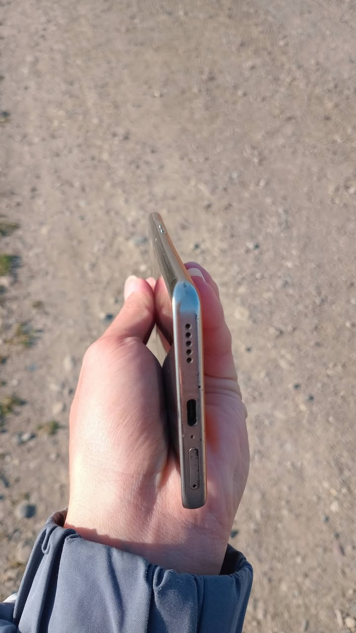 سلام عليكم
للبيع هونر X9B
ذاكره 256 
جهاز بلادي 
فقط مفطره شاشه كله شغال 
بي عواج بالفرم 
سعره 110 قفل 🔐


**إذا كنت صاحب هذا الإعلان وتريد حذفه لأي سبب، رجاءا أرسل رسالة إلى الدعم الفني**