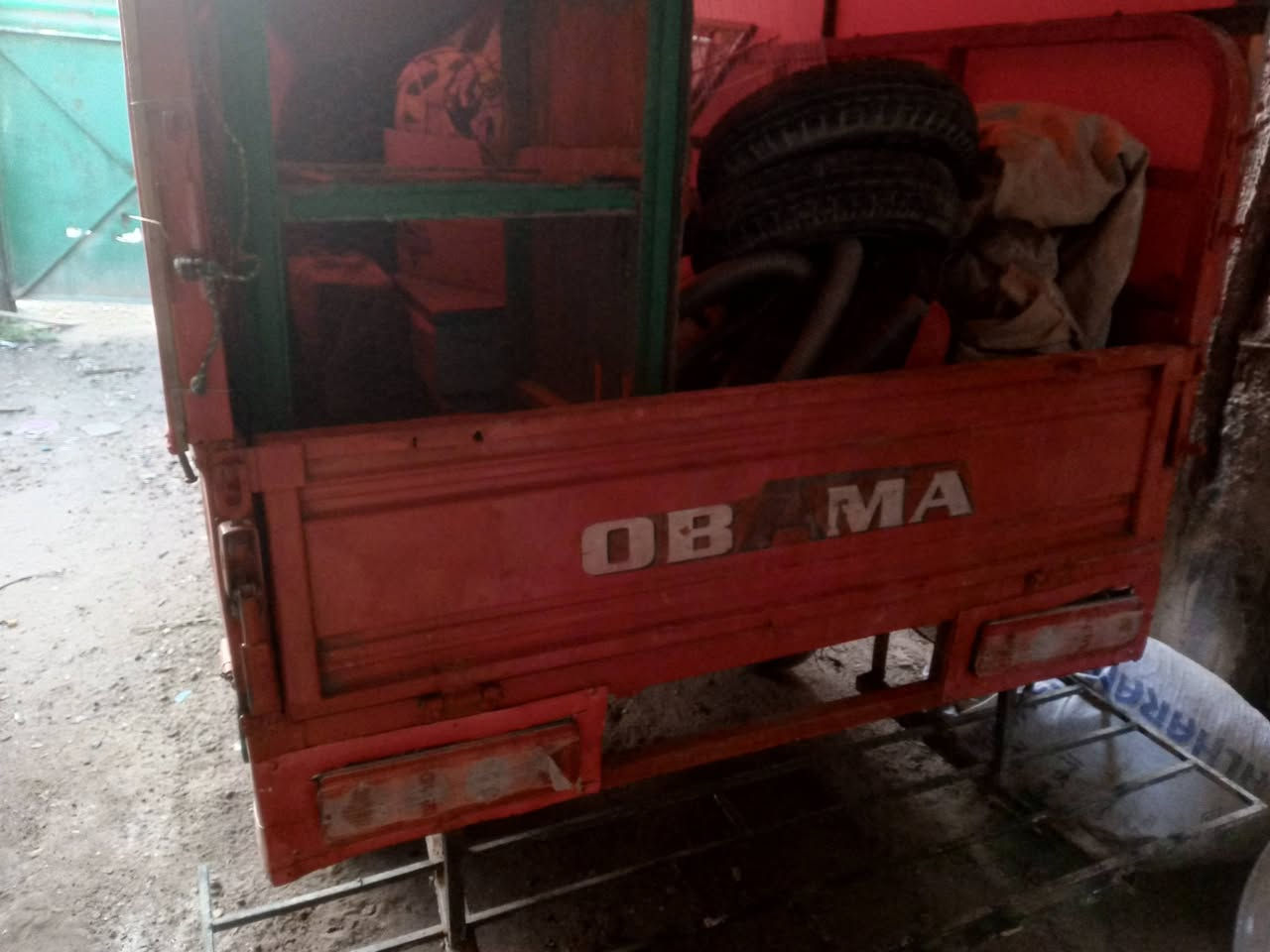 السلام عليكم ستوته اوباما ٢٠١٦شغاله كامله اوراق اصليه وأصوليه كهربائيات خير من الله السعر مليون و٣٠٠ بيه خيط تبخير*********** بغداد سبع البور طريق التاجي
