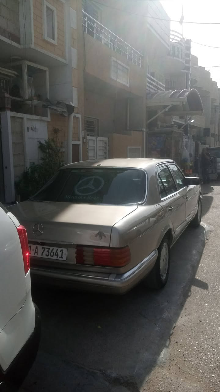 سلام عليكم سيارة مارسدس جانبو جديدة مكينة تلاثة ففتي صبغ جماليةرقم ***********
