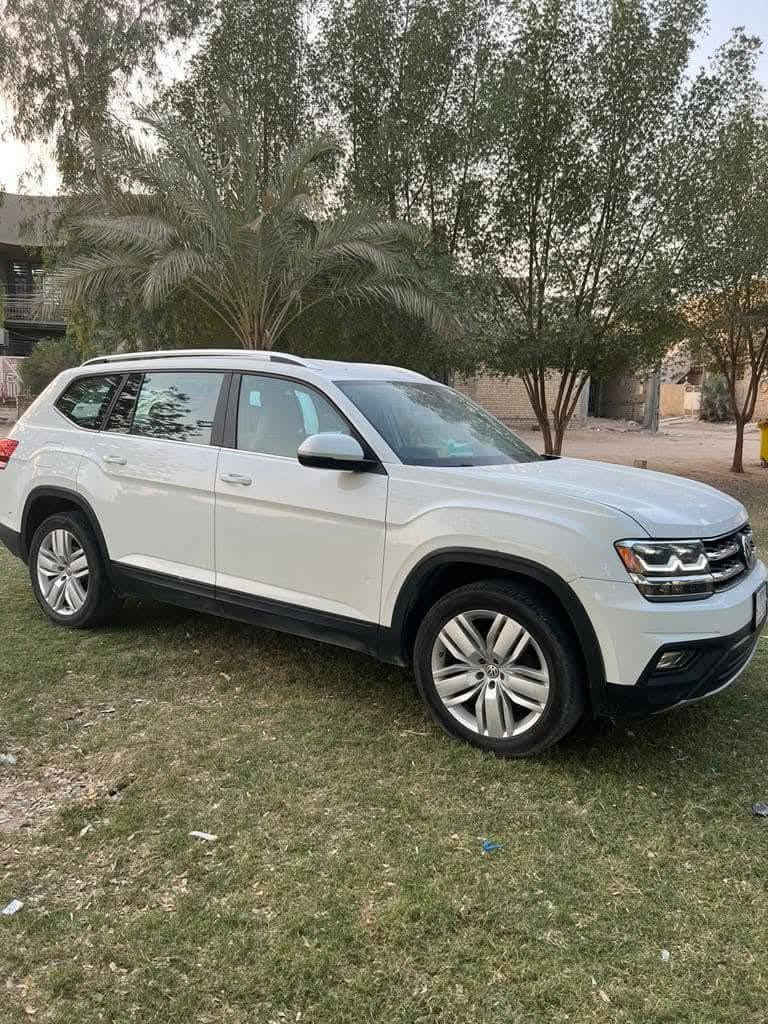 Volkswagen Atlas SE 2019
مراوس مع سلفرادو… بيكب 
CLEAN TITLE 

كلين تايتل تعتبر بيه بارد قليل بالبابين فقط 
حجم المحرك 6 سلندر
عداد المسافة 46 تعتبر مماشيه بالعراق هوايه

المواصفات:
بصمة تشغيل
بصمة أبواب
تشغيل عن بعد (Remote Start)
صندوق شفط كهربائي 
رادار أمامي (تحديد مسار)
رادار جانبي (نقاط عمياء)
رادار خلفي (تحذير من الاصطدام)
تحكم وضعيات القيادة Drive Modes 
تبريد مركزي لمس
كشنات جلد+تدفئة
هاند بريك بصمة
Android Auto 
Apple Car Play 
مانع انزلاق+ABS
شاشة كبيرة لمس
رادار خلفية+ كاميرا 
تحكمات استيرن
اوتو ستارت Auto start 
اوتو ستوب Auto Stop 
وبقية المواصفات المعروفة

(سياره ع بلاد مملعوب بيه حت حداديه بعده ع امريكا ممبدل شي ماشيه 48 حاليا


**إذا كنت صاحب هذا الإعلان وتريد حذفه لأي سبب، رجاءا أرسل رسالة إلى الدعم الفني**