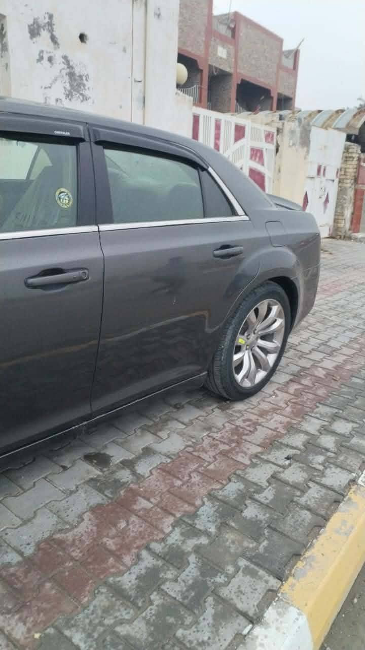 السلام عليكم سيارة للبيع نواع وبمه دوات دوات بيه كصه جنطه تفصيل نتصل على رقم موبايل *********** (السعره ٥٠ورقه وببه مجال
