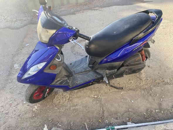 سلام وعليكم ثعلب جيتي ار للبيع دراجه نظيفه صارله ٤ اشهر من نازله من رمبه مكينه برغي ممفتوح بيه دراجه خرسه كله شغاله كهربائيات كله شغاله اخوان سعر ٩٠٠ وبيه مجال للشراي اي استفسار عل رقم ***********
