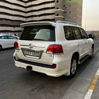 لاندكروزر GXR • ٢٠١٣ • الكوفة
