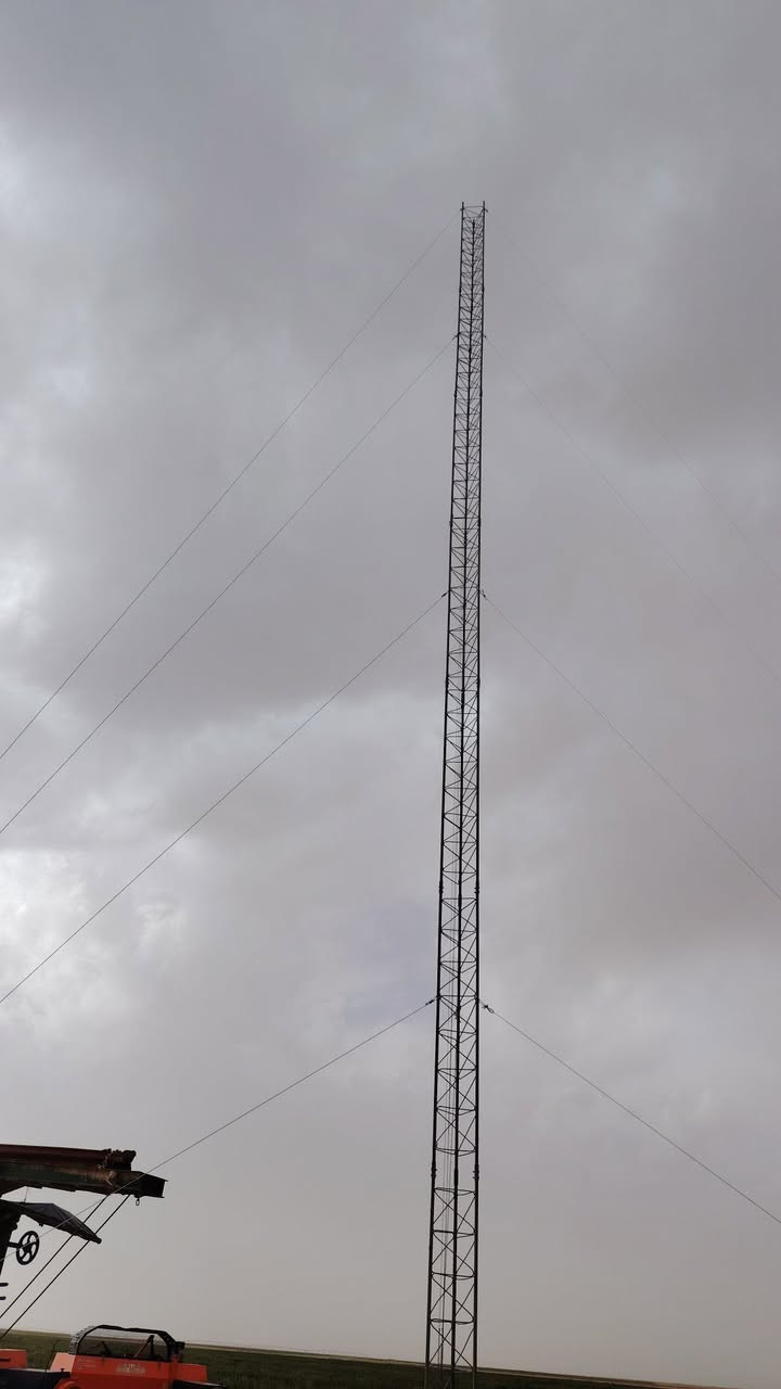 الحمدلله تم نصب برج انترنيت واحد وعشرين متر يتوفر كادر لنصب وفتح ونقل الابراج الانترنيت في جميع المحافظات رقمي ***********
