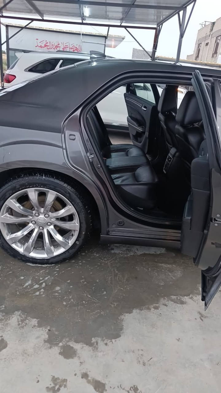 اوبامه حاويه مديل 19 مكفوله فول ما عده الفتحه ماشيه 100 الف سعر 125  ورقه الحك عله التسجيل سياره تحفه المكان ذي قار الشطره اسفسار اكثر نتصل ***********
