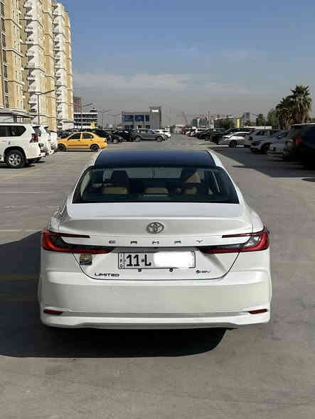 تويوتا كامري هايبرد 2024 
‏‼️ Toyota Camry Hybrid ‼️
كفاله عده رصعتين بسيطات

اليكم التفاصيل الآتية:

‏🚘 ماشيه 48000 الف كيلو 
🚘 الموديل 2024
🚘 سعة المحرك 2.0L هجين
🚘 عدد AIR BAG 9 
🚘 حساسات خلفية
🚘 لايت زينون + LED
🚘 فتحة سقف
🚘 4 دسك
🚘 قبضات أبواب من الألمنيوم
🚘 مفتاح التشغيل بصمة 
🚘 شاشة 
🚘 كاميرا
🚘 الانارة الداخلية LED
🚘 المقاعد جلد
🚘 حركة المقاعد الأمامية كهرباء 
🚘 تتسع المقصورة ل 5 ركاب
🚘 مثبت السرعة Cruise
🚘 المودات والأوامر الصوتية
🚘 أوضاع القيادة  Drive Mode
🚘 فحص أنظمة السيارة 
🚘 حساسات ضغط اطارات  
🚘 مقود جلد حياكة 
🚘 تبريد شاشة
🚘 قطعتين تبريد
🚘 هاند بريك كهرباء 
🚘 ا ABS
🚘ا Auto Hold  أوتو هولد
🚘ا ISOFIX  مثبت مقعد الطفل
🚘 رادار 
🚘 تحديد المسار
🚘 نظام مانع الانزلاق
🚘 اشارة في المرايا الجانبي
🚘 مخرج منفذ الطاقة ⚡
🚘 ا  Bluetooth / type c
🚘 شاحن هاتف Wireless 
السعر 23500 الف دولار يعني شدتين وخمسه وثلاثون ورقه وبيها مجال للطيبين

للاستفسار الاتصال على الارقام 
***********
***********
