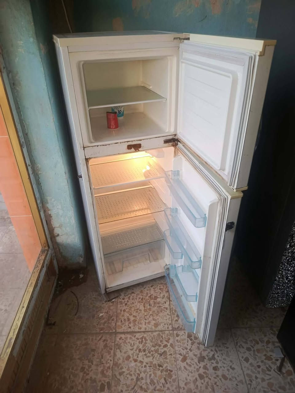 مكلف بالنشر يوجد غراض هاي للبيع ثلاجه ومجمده اسعار مناسبه سعر خاص العنوان هيت بعدهن جدا يريد يدخل لي خاص


**إذا كنت صاحب هذا الإعلان وتريد حذفه لأي سبب، رجاءا أرسل رسالة إلى الدعم الفني**