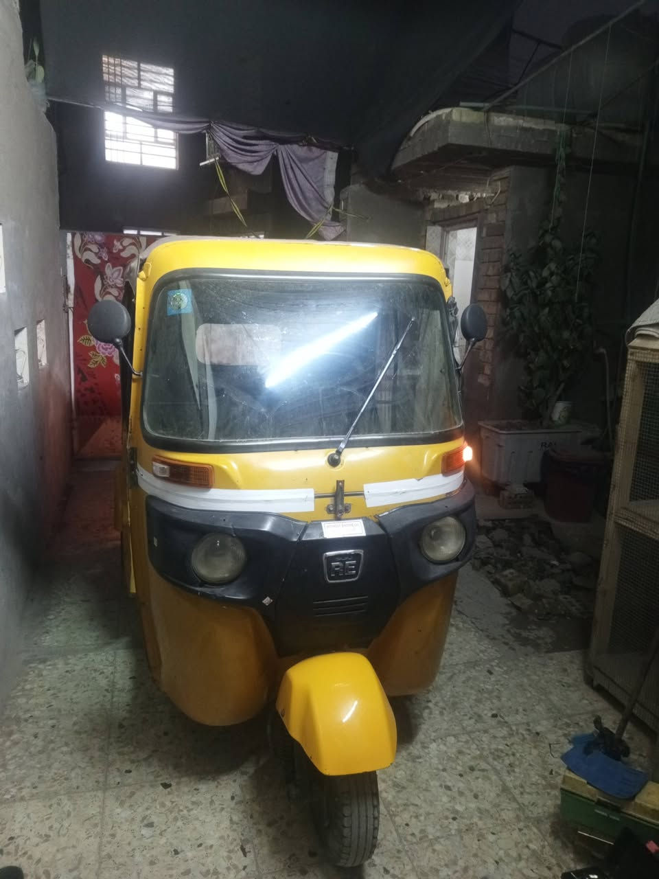 السلام عليكم تكتك 2017 للبيع رقم وسنوية بغداد بسمي تحويل وين ما يعجبك تكتك امانة الله مال عيشة تخبل ترايهة حلو نضيفة معمرة دوس وراصطة مال بدي تكتك تخبل مال عيشة السعر 5000 وبيها مجال للطيبين المكان بغداد منطقة العبيدي  رقم هاتف ***********
