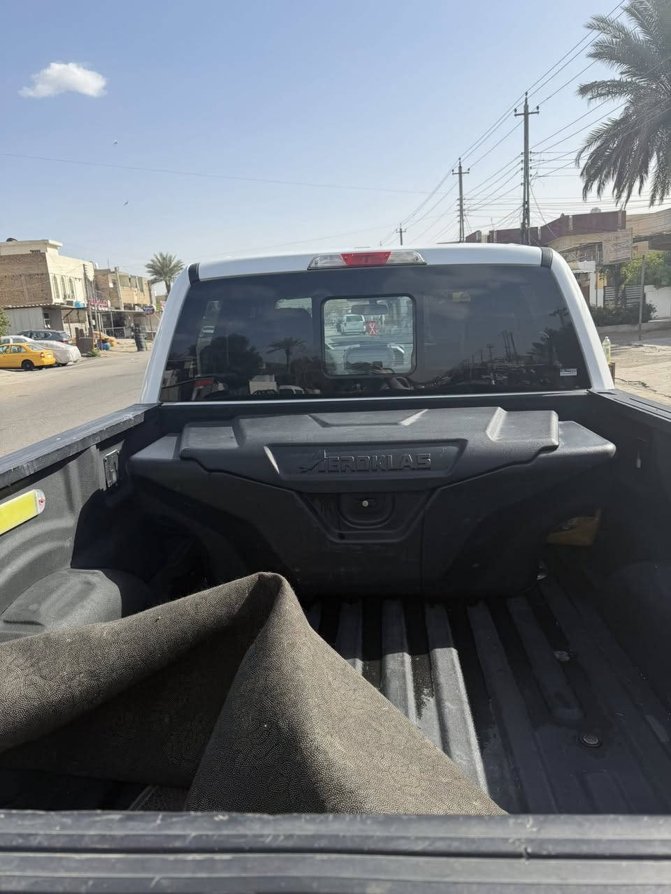 فورت f150
محرك 6 توين توربو
رابتر ايكو بوس
مديل 2016
خليجيه بيه ملاحضه كلش بسيطه 
سياره نضيفه حيل 
ماشيه 125
اقتصاديا جداً السياره
بسمي السياره
مكانه بغداد حي العامل
***********
السعر 22 دفترين وعشرين ورقه 
ترهم مراوس كورلا النترا
