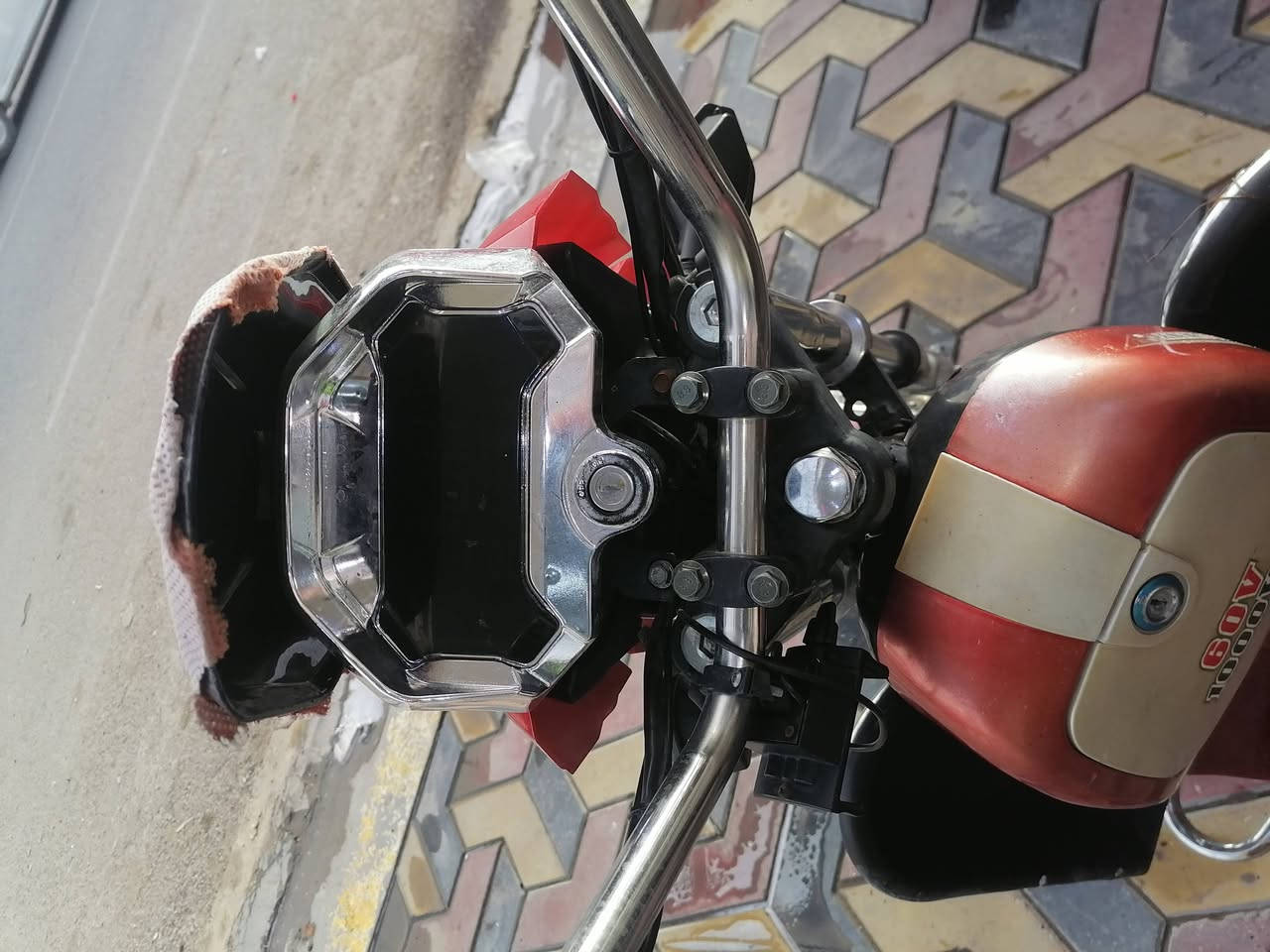 دراجه شحن للبيع بطاريات نص عمر
السعر 350 بيه مجال عنواني شارع 40
خاص او اتصل عل رقم ***********
