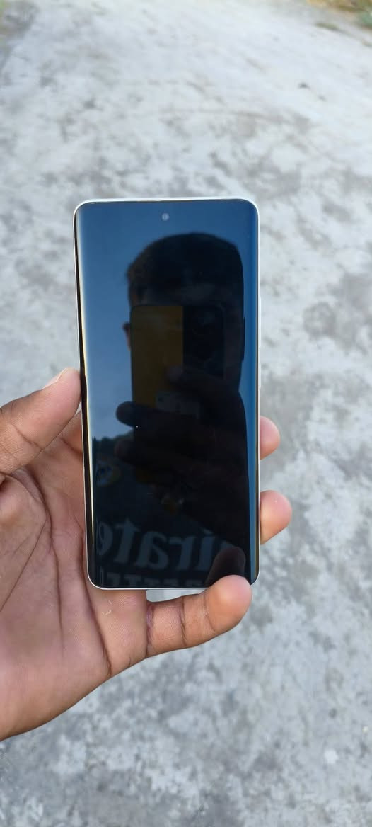 المعرف لا يعرف قفل200الجهاز بعده على وضع الشركه كامل ملحقاته


**إذا كنت صاحب هذا الإعلان وتريد حذفه لأي سبب، رجاءا أرسل رسالة إلى الدعم الفني**