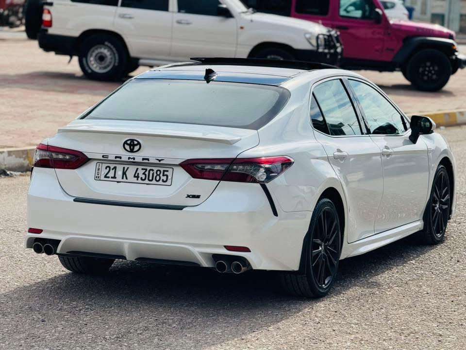 السلام عليكم 
كامري 2023 XSE 
فول الفول 
4 سلندر 
بانورامه داخل احمر بلادي شاشه جبيره شحن واير ليس كامرات جانبيه فول بصمات كامله تشغيل عن بعد هندبريك بصمه اوتو هولد رادار امامي جانبي وخلفي كشنات هيتر تبريد لمس لايتات وبكلايت كوله ليد ويل 19 بلادي وتخم تاير جديد مشدود وبعد كولش هواي مواصفات مذاكرهن حادثه جاملغ السايق والباب مصبوغ فقط وبشرط الفحص ايرباك فقط برده فقط رقم سليمانيه ترقيم جديد البارحه بسمي وكاله تحويل جاهز 
السعر 237 
اي استفسار ***********
