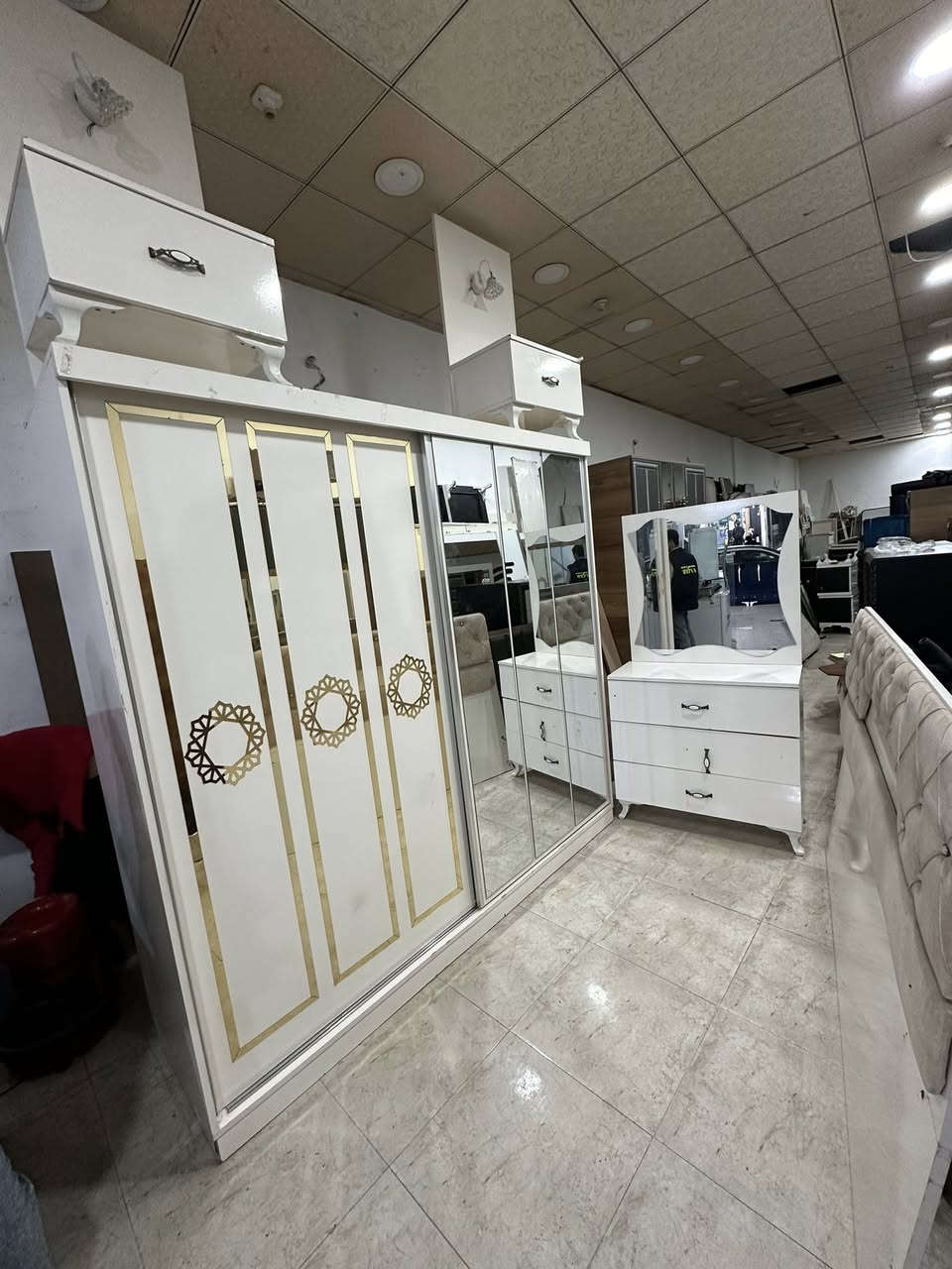 سسسعر 175 الف فقط  تفاصيل شاهد فديو 
ع قرب مجدي مول 
***********
واتس
