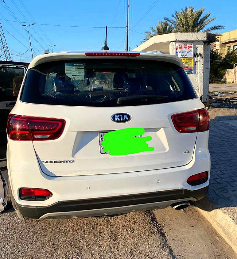 كيا سورنتو 2019 خليجي مكفولة رقم واسط
محرك 6 سلندر 3500

گير ومحرك وحدادية مكفولات 
المسافة المقطوعه150 الف كم 
بصمه+اشارة ترحيب عند الاقتراب 
بصمه صوتيه فول 1/1 ماعدى بنوراما

كشنات الامامية  كهرباء.. جلد
3 قطع تبريد
بردات بلاديه
4انظمة قياده ECO_COMFORT_SPORT_SMART
جنطه ذكية عند الاقتراب 
حساسات امامي خلفي 
مكان السياره بغداد***********
السعر 270$ بغداد, العراق
