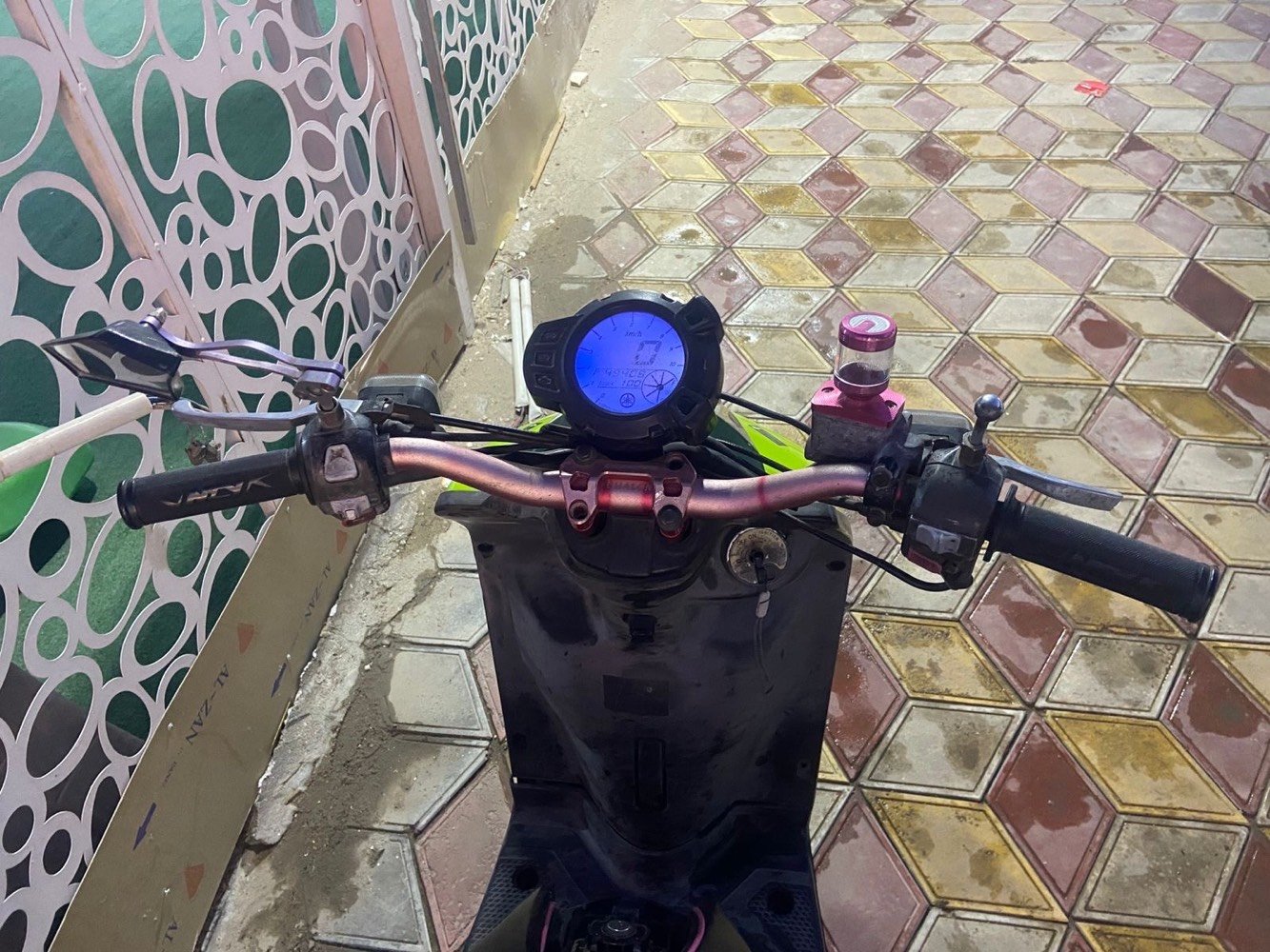 سلام عليكم جبلي للبيع مبدل بوشه ٥٨ ونص بيها صالنصه رياضي ستيرن رياضي كلجات رياضي دراجه حلوه نضيفه السعر
٧٥٠ وبيها مجال مكان بغداد الغزالية
***********