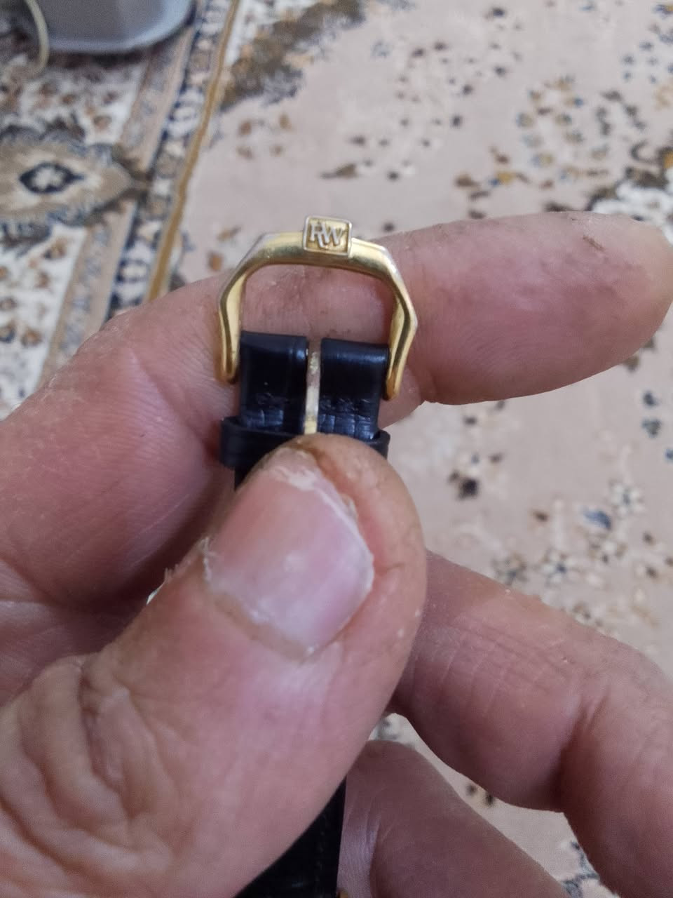 أللهم صل على محمد وال محمد الطيبين الطاهرين
رايموند ويل كوارتز مخزن بل استيكر قطر 31 تغليف ذهب بل كامل 10مايكرون سعر 85 دولار


**إذا كنت صاحب هذا الإعلان وتريد حذفه لأي سبب، رجاءا أرسل رسالة إلى الدعم الفني**