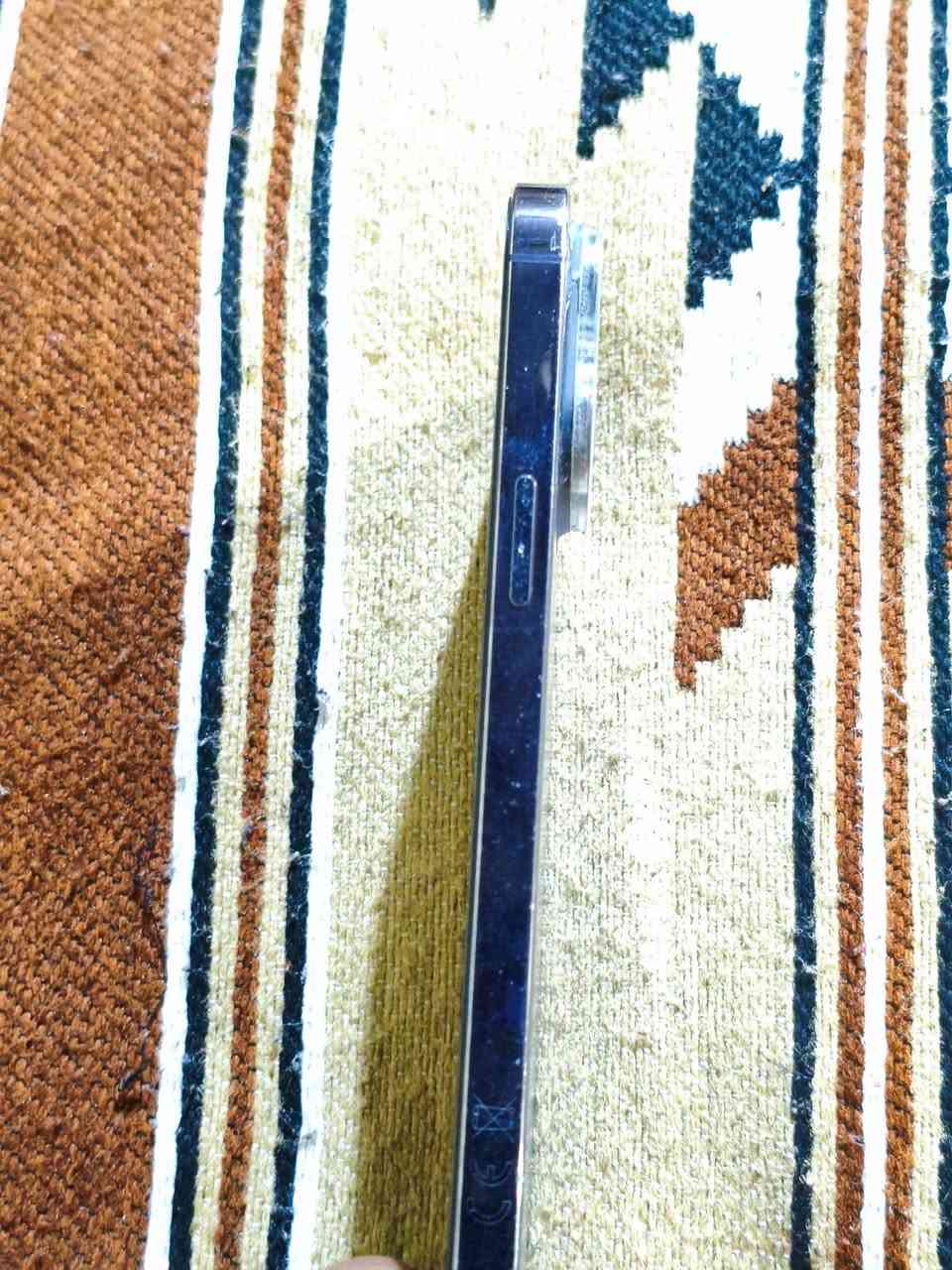 جهاز للبيع ايفون 14برو ماكس 
شرق اوسط 
بطاريه 85 
الجهاز مكفول ماداخل اي تصليح 
بس فطر بسيط بل ضهر مامبينه 
السعر 800 
*********** 
مكاني بغداد ماعدي توصيل
