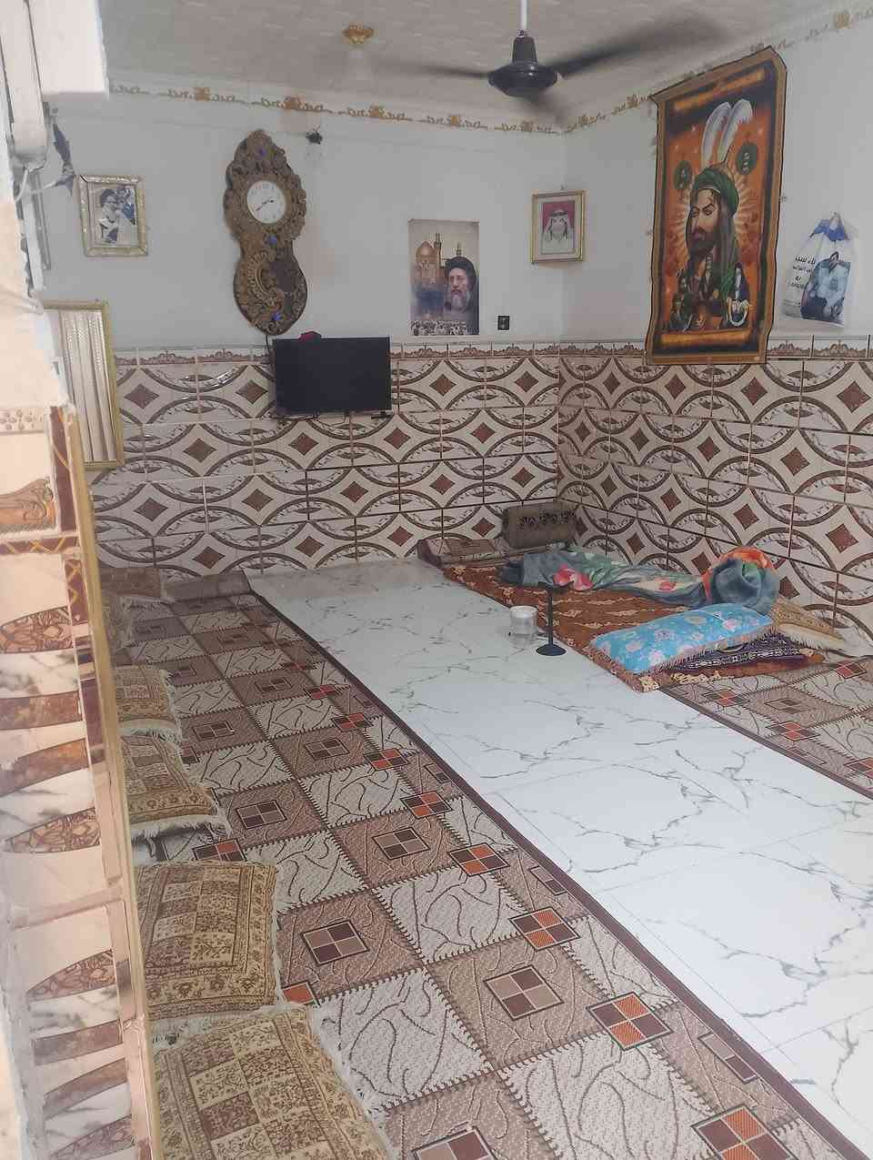 السلام عليكم
دار للبيع المساحة 162م حي العسكري مقابل شارع الأساله

***********
