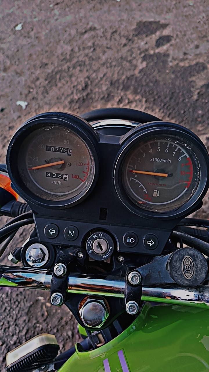 سلام عليكم دايون نفخ للبيع موديل 2023 مرقمه بأسمي دراجه مكفوله من حادث مبدل بس ستيرن ومسويله ادامه كهربائيات  شغاله ودبل اشارة دسك امامي جديد بنزات جدد باتري جديد نضيفه كلش دراجه على ايدي مكاني كربلاء تحدي +حي الفارس سعر يعجبني ابيعه قيم🤍


**إذا كنت صاحب هذا الإعلان وتريد حذفه لأي سبب، رجاءا أرسل رسالة إلى الدعم الفني**