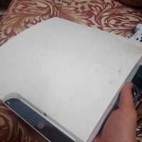 بلي 3 • أبيض • مهكر