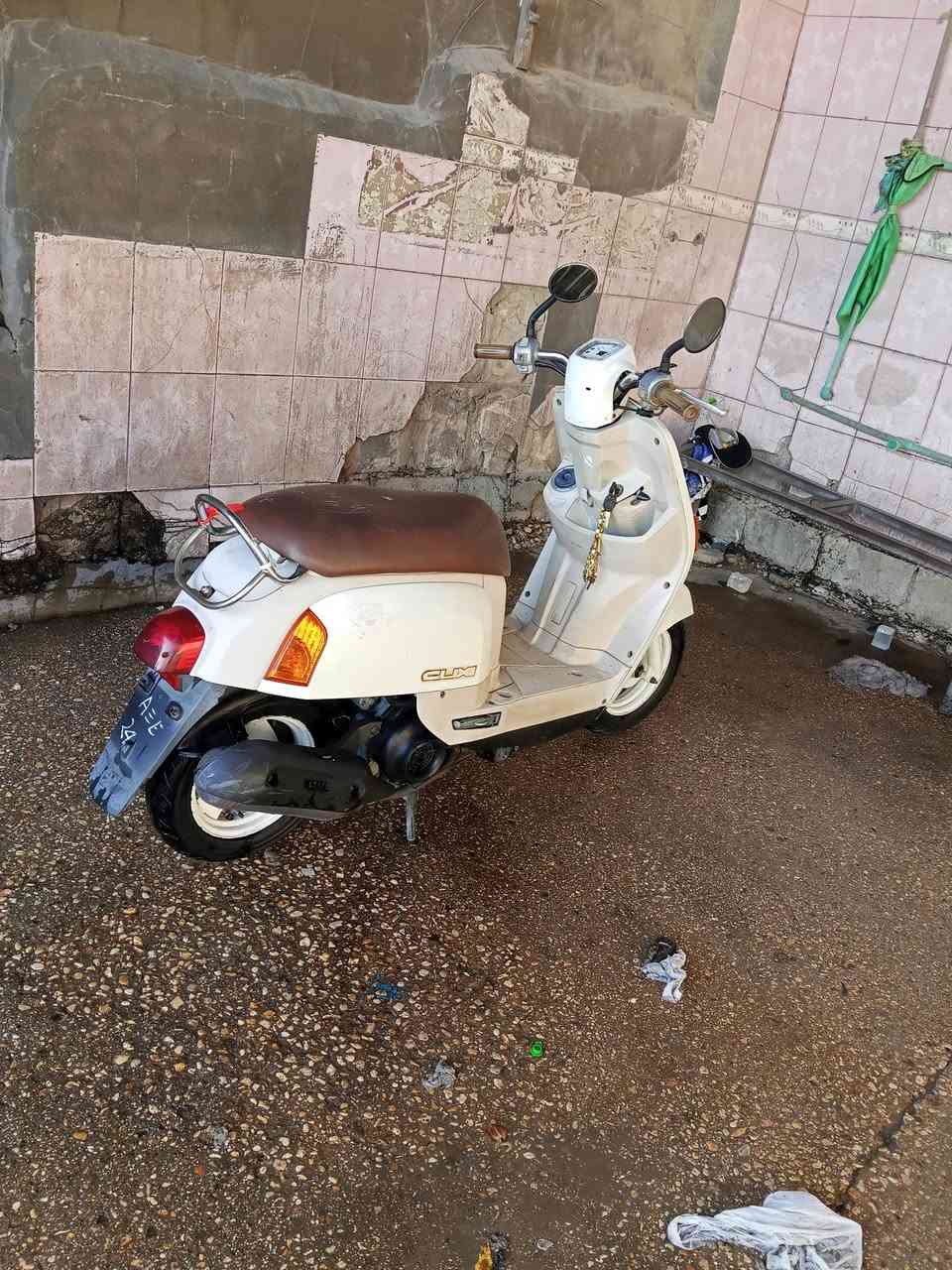 سلام عليكم مرخت الكروب دراجه بوليس مثل ما واضح بل تصوير دراجه نضيفه ومحرك نضيف دراجه ما مفتوح برغي بيهة كلهة مختمه السعر بواحد، 500وبيهة مجال المبايل *********** المكان كربلاء
