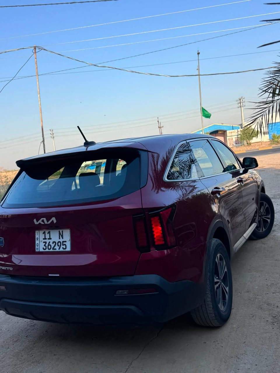 سورنتو
موديل 

2023
أمريكي 

مكينه 2500 

4سلندر 

مواصفات عاديه 

الاستفسار على الرقم /***********📞
مكاني بغداد نهايه الراشديه جديده الشط
السعر 207$ وبيها مجال لشراي
