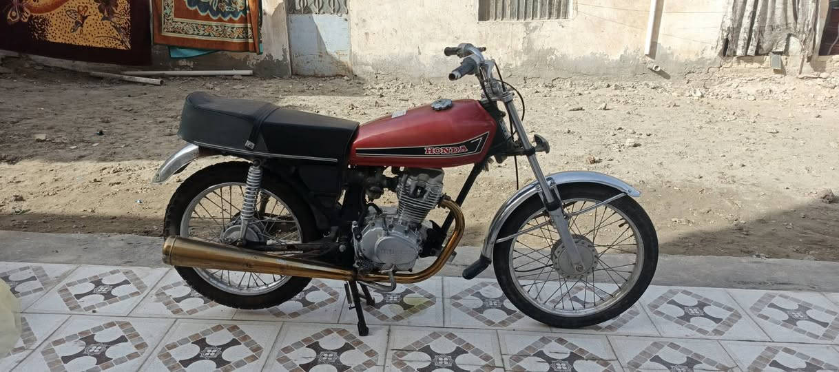 للبيع مكينه اصلي مكاني طوريج
***********
