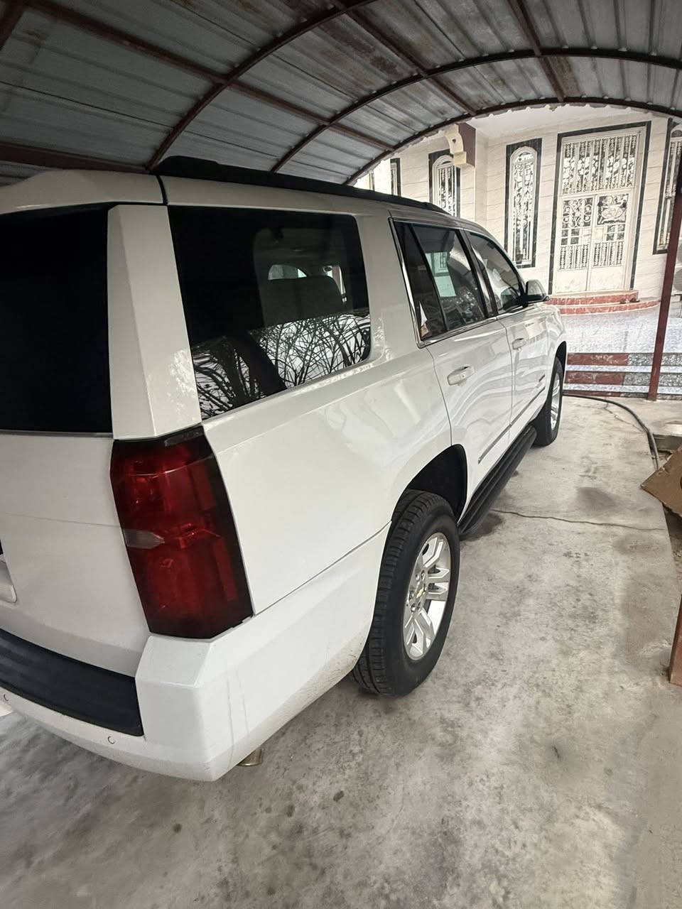 تاهو 2019 رقم اربيل تحويل ثاني يوم فول مواصفات وارد امريكي بيها شبر يم البك لايت الخلفي ماشيه 138 وقابل للزياده مكاني بصره للأستفسار *********** السعر 375 وبيها مجال
