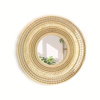 مرايا • جميلة