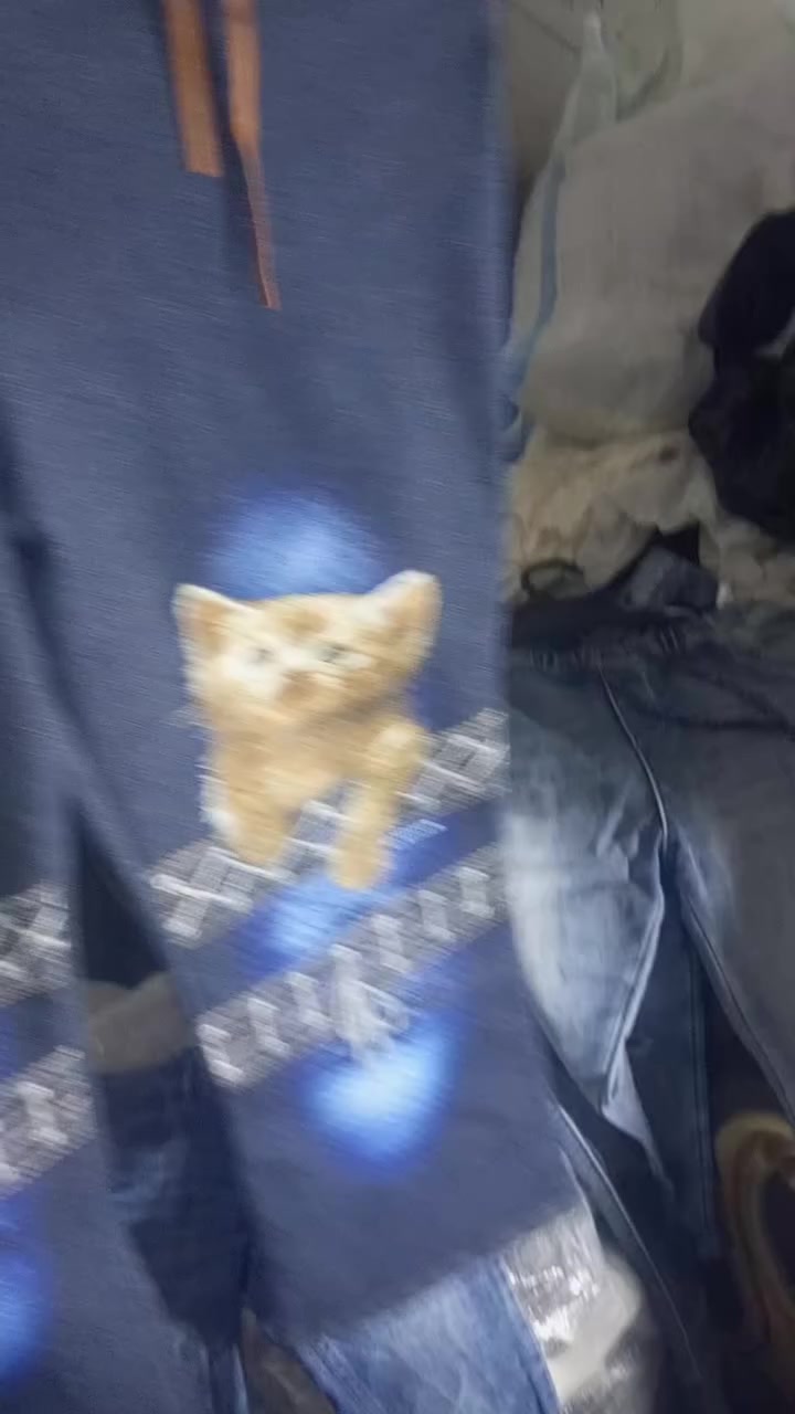 من رخصة الادمن ابيع المفرد بسعر الجمله نسائي رجالي شبابي اطفال احذيه ملابس بغداد  الحسينيه الراشدية السوق الكبير الجزره الوسطيه مقابل اثاث بيت العسل أبيع المفر بسعر الجمله الجزره الوسطيه مقابل اثاث بيت العسل ***********
