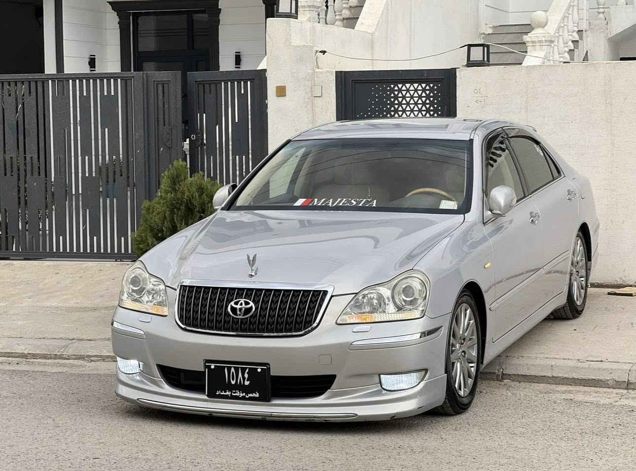 ماجيستا ساخ
٢٠٠٧
بي بوياخ
٤دكم
كورينه وه فروشتن 
***********
شتي جوانو تايبه ت
