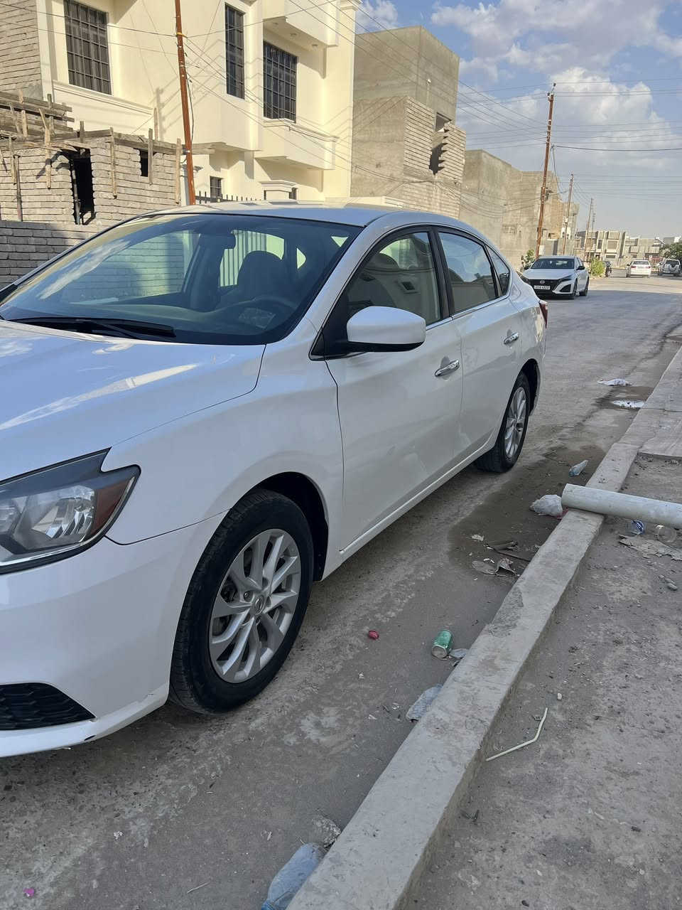 نيسان سنترا 2019 وارد امريكي مواصفات sv ضررها الجاملغ الخلفي اليمين وبيها بابين اليمين كلير من امريكا وبيه رصعات خفيفه  كير ومكينه 
رقم صلاح الدين وصاقطه السنويه يريدله تجديد
مكان السياره صلاح الدين سامراء
رقم هاتف ***********
السعر 100 ورقه وبيه مجال
