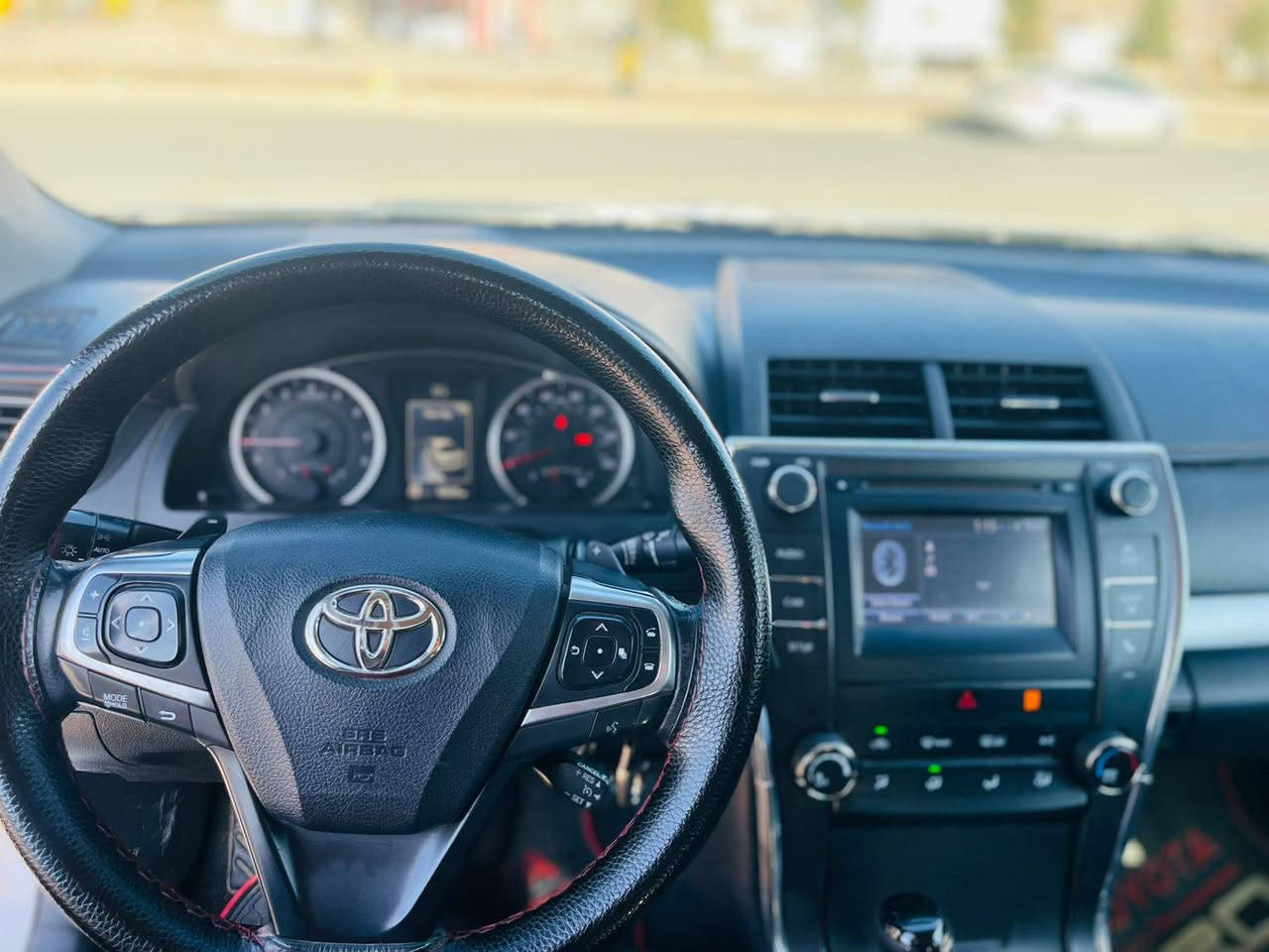 تۆیۆتا کامری 2017 مواسەفات SE ئەمریکی  سپی
 (دوو پارچەی بۆیاغە 
بۆنیت چاملغ سەکن 
،دوو دەرگەی لای سەیاق
 بەس پەمپە بەبی تەحدیل 
١٢٥٠٠٠میل رۆشتوە 

سعر لە کۆمێنت داوابکە ڕاستەخۆ بۆت دیت 📩 

،گێرو مەکینەو کارەبایتی بەشەرت هەزە و سەنەوەی نویە تا ٢٠٢٨ 

ژمارەی خاوەنی 
***********
