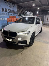 سيارة BMW X6 موديل 2015 محرك 8 سلندر توين تيربو، السيارة وارد خليجي وك...