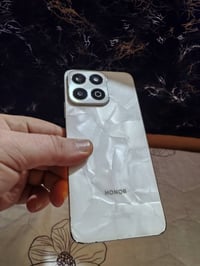 هونر  256 /8+8 x7c نضافه قويه فقط محكوك من وره الحافضه  ضمان كله شغال ...