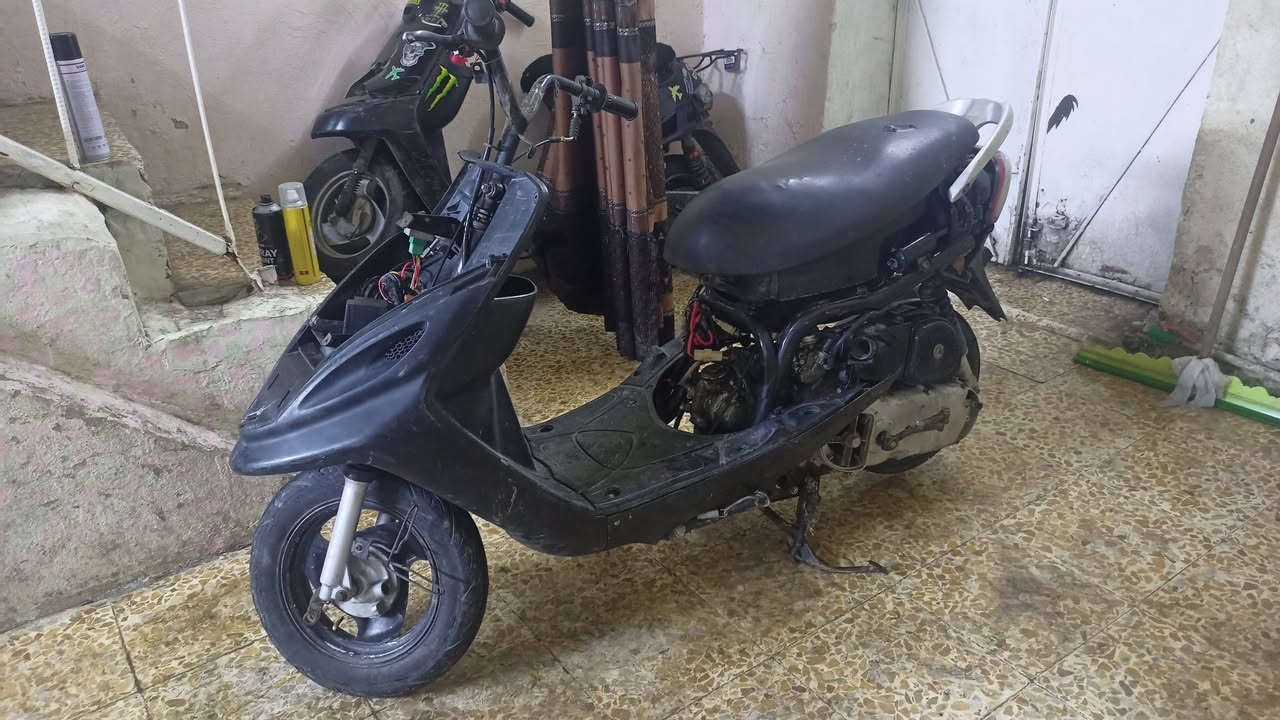 السلام عليكم ماتور ماكس للبيع قشمه السرعه 120
الماطور على وضايته لا حد يتفسلف ويقول وين الدرع ماطور مروحه ومش جايين تحريكم معدل خير من الله السعر 150 وبمجال للطيبين الشراي طب خاص او يتواصل على الرقم الكورك بوساب***********/***********
